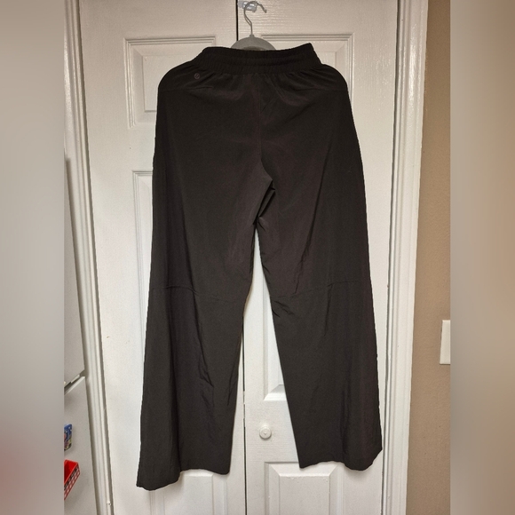 Lululemon Swift Wide Leg Mid Rise Pants Size 8 Color Brown. - Picture 2 of 4